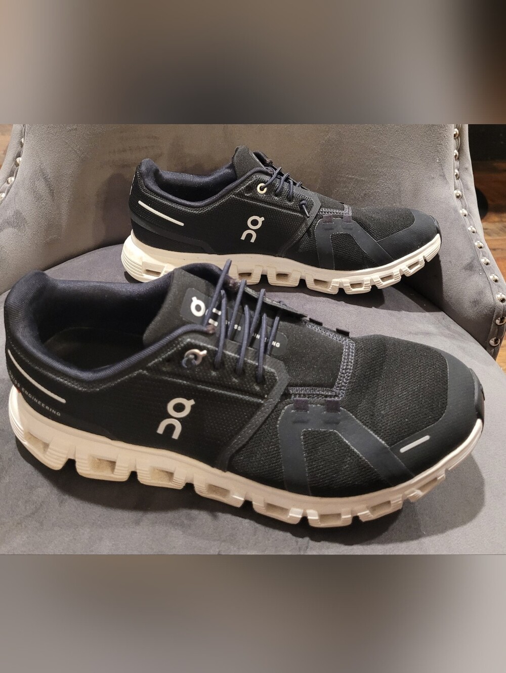 On Running Cloud Mens Running Shoes - Black/White